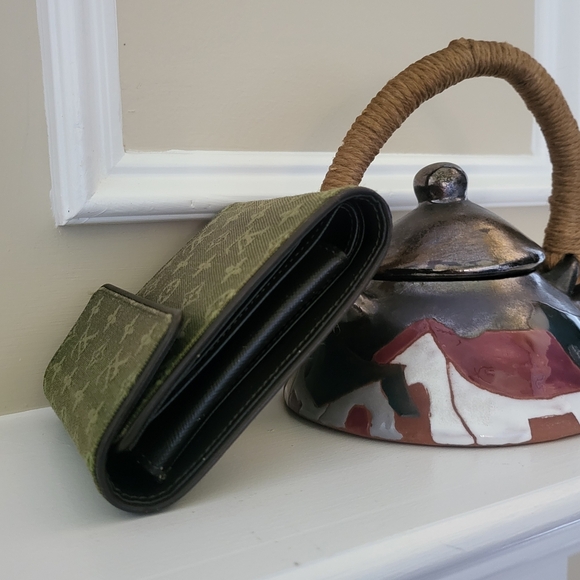 Louis Vuitton Mini Lin Monogram Trifold..Authentic - Picture 3 of 16